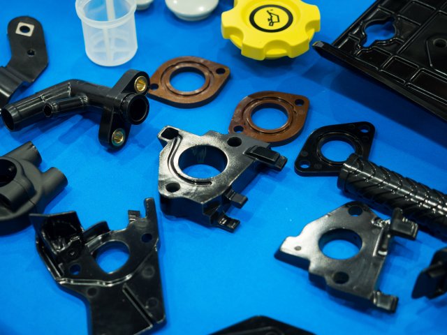 プラスチック射出成形プロセス制御が製品品質に与える影響