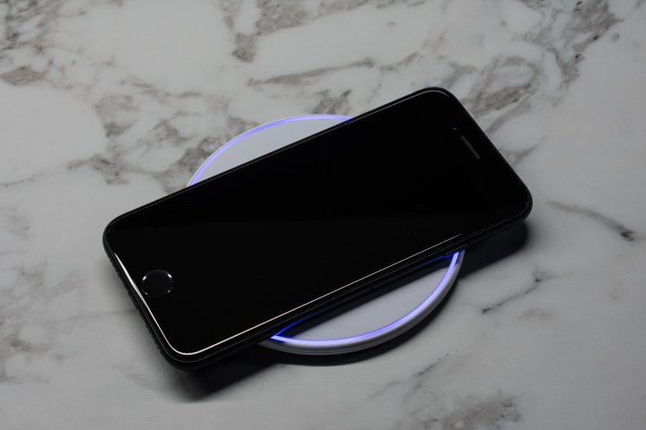 电池组应用实例：移动电源的演进与消费电子供电技术的创新